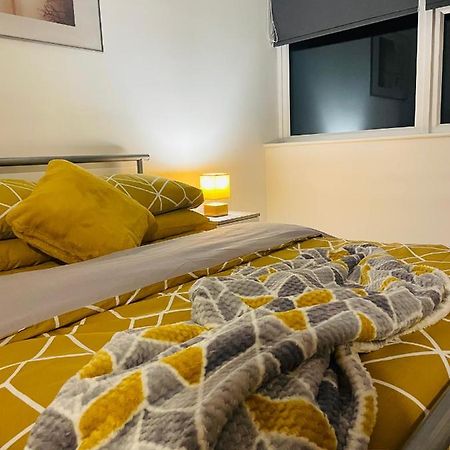 #0509 Two Bedroom Serviced Apartment- Free Parking Derby Exterior photo