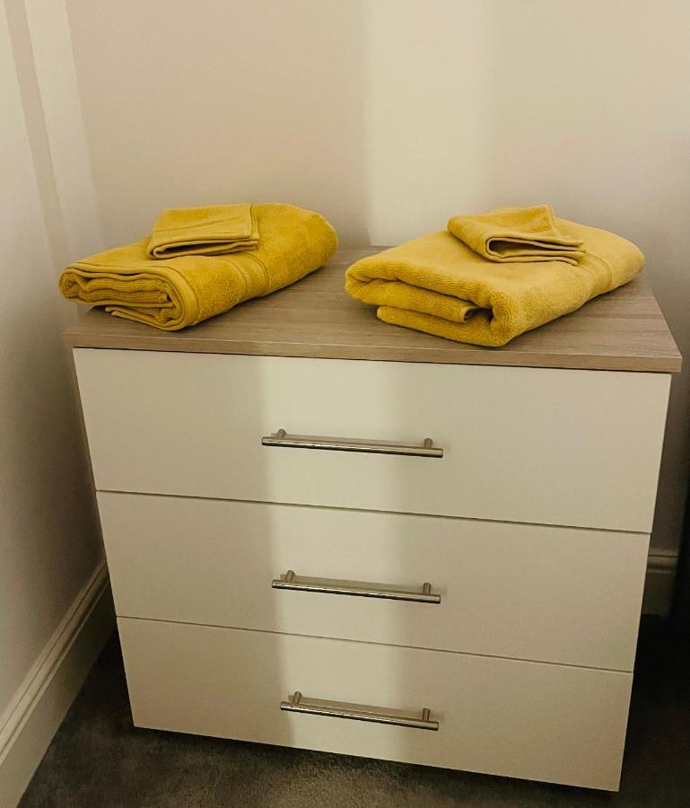#0509 Two Bedroom Serviced Apartment- Free Parking Derby Exterior photo